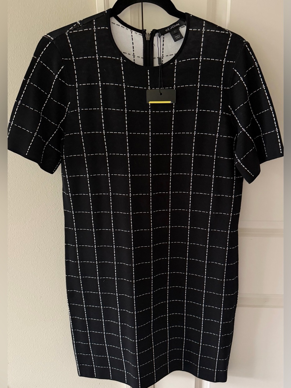 St. John Black Dress with White Windowpane Grid size 6